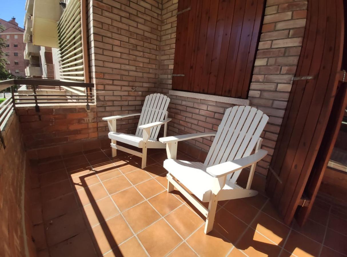 Apartamento Capelot ハカ エクステリア 写真